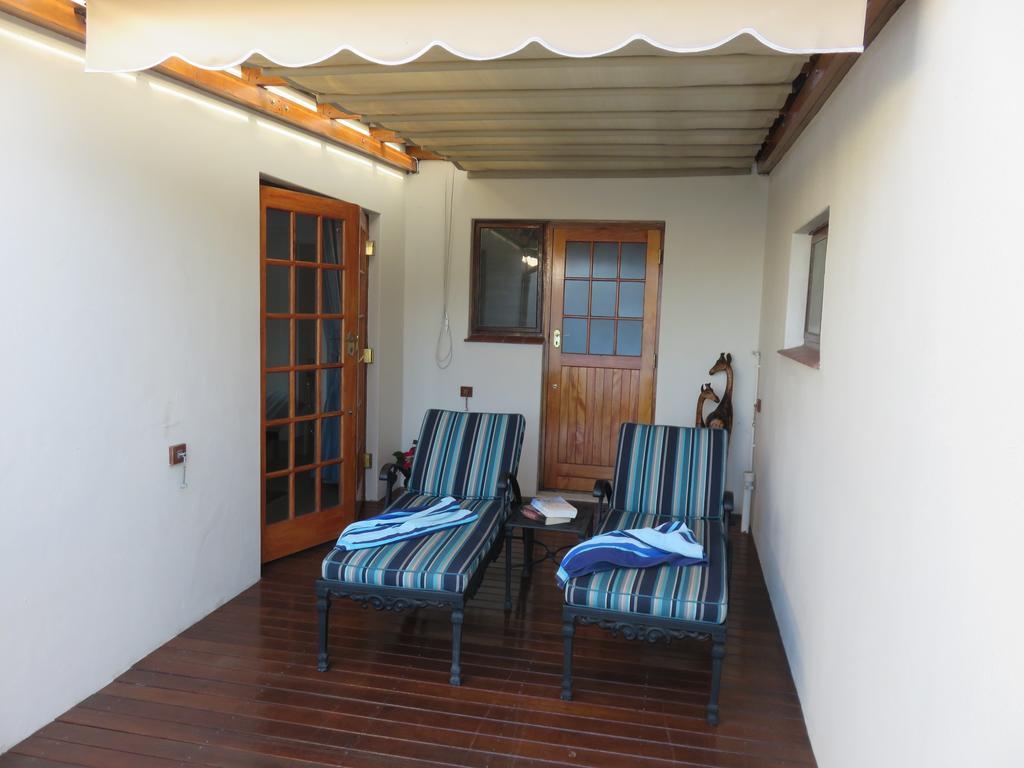 On-The-Rocks Apartment Fish Hoek Exterior photo