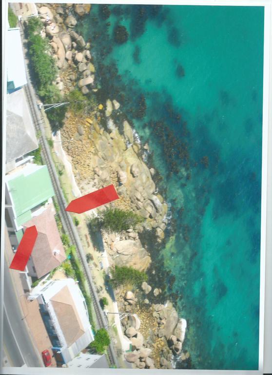 On-The-Rocks Apartment Fish Hoek Exterior photo